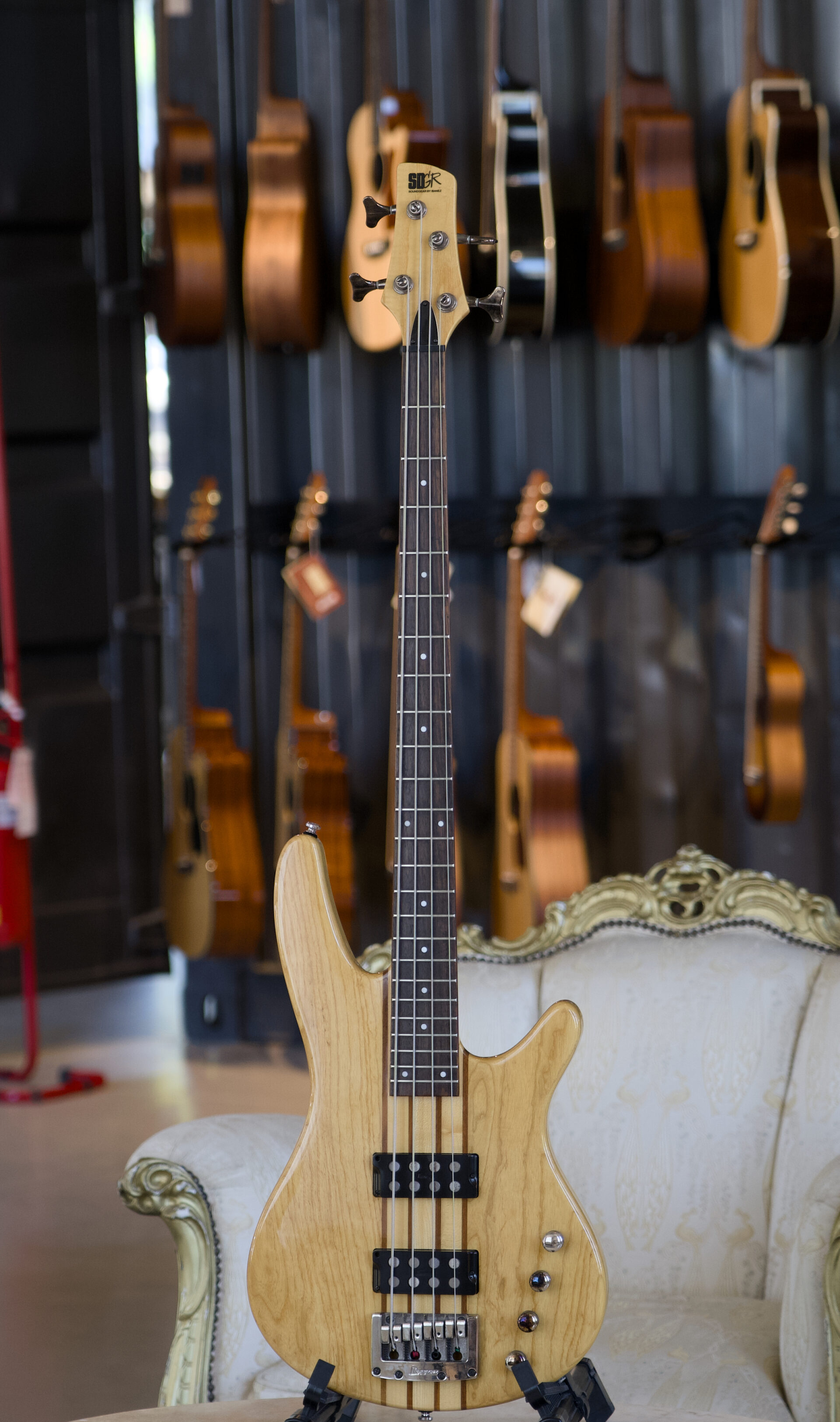 IBANEZ SRX 700 NATURAL Through Neck