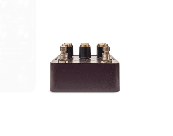 UNIVERSAL AUDIO UAFX Lion 68 Super Lead Amp - immagine 3