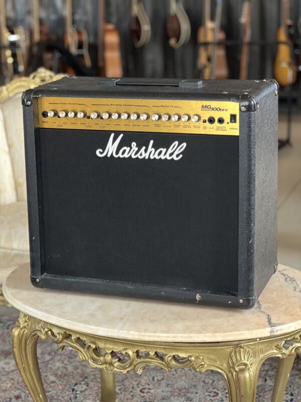 MARSHALL MG 100 DFX COMBO