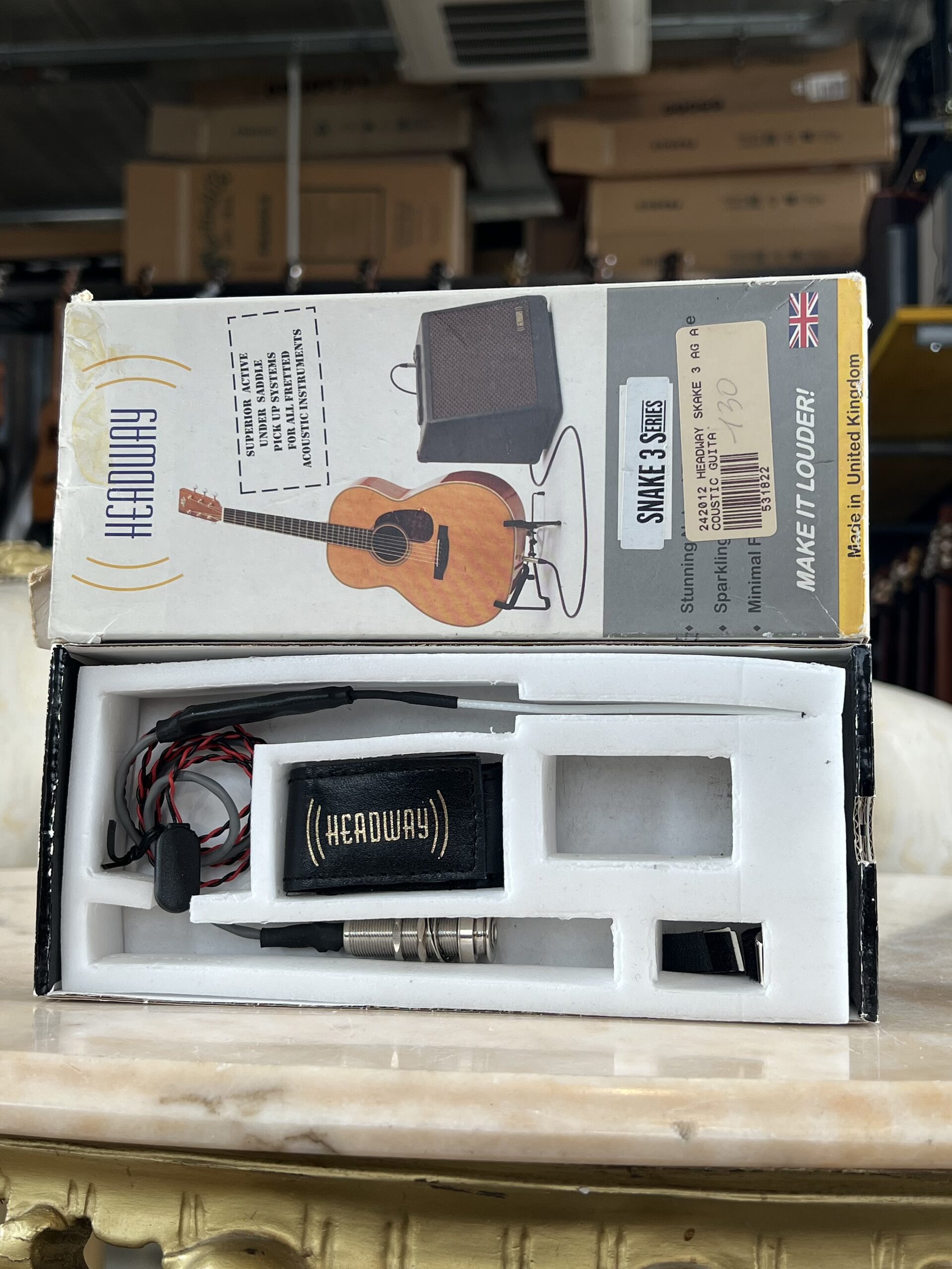 Headway Shake 3 AG Acoustic Guitar