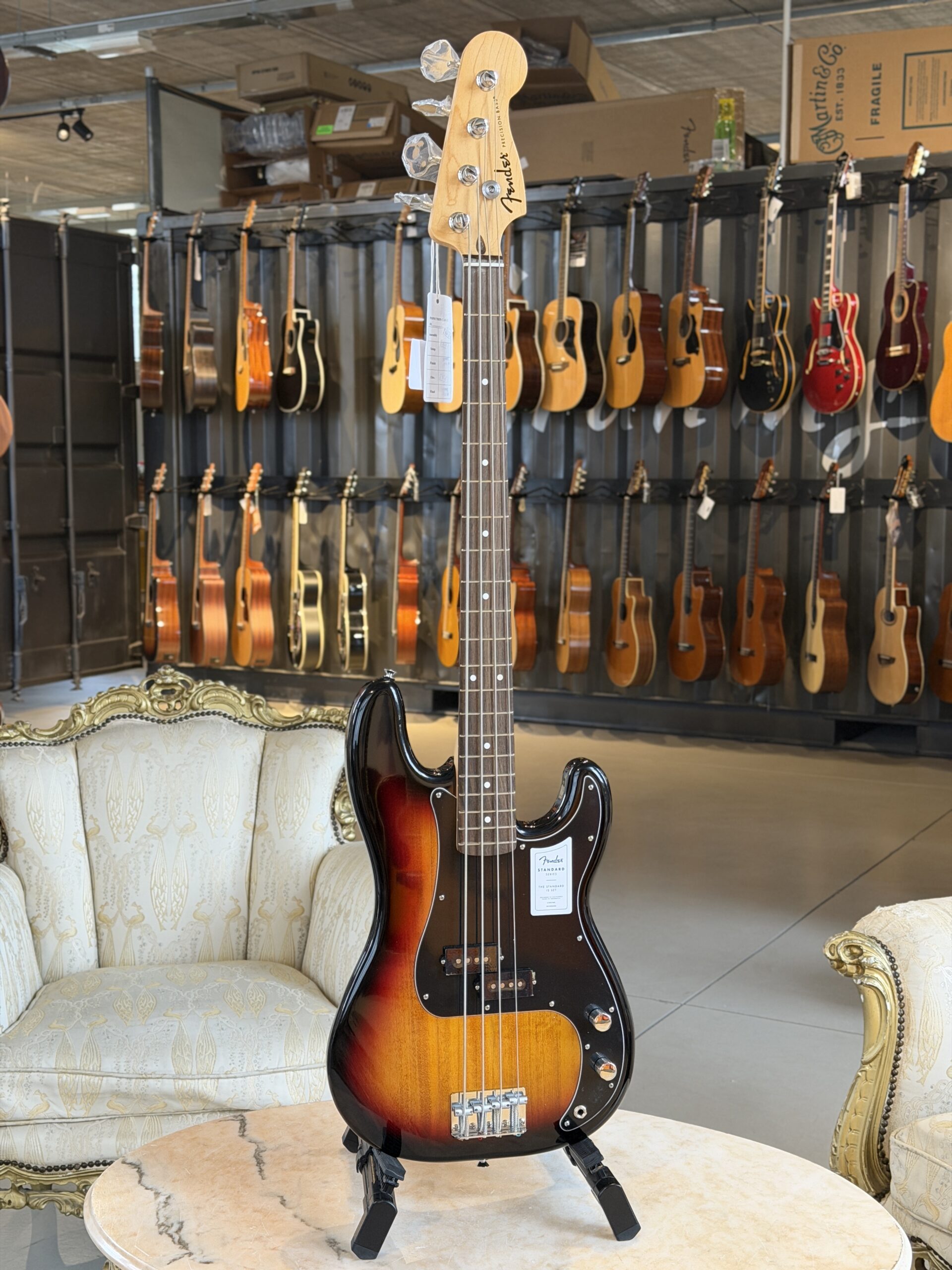 FENDER Standard Precision Bass LRL 3-Color Sunburst