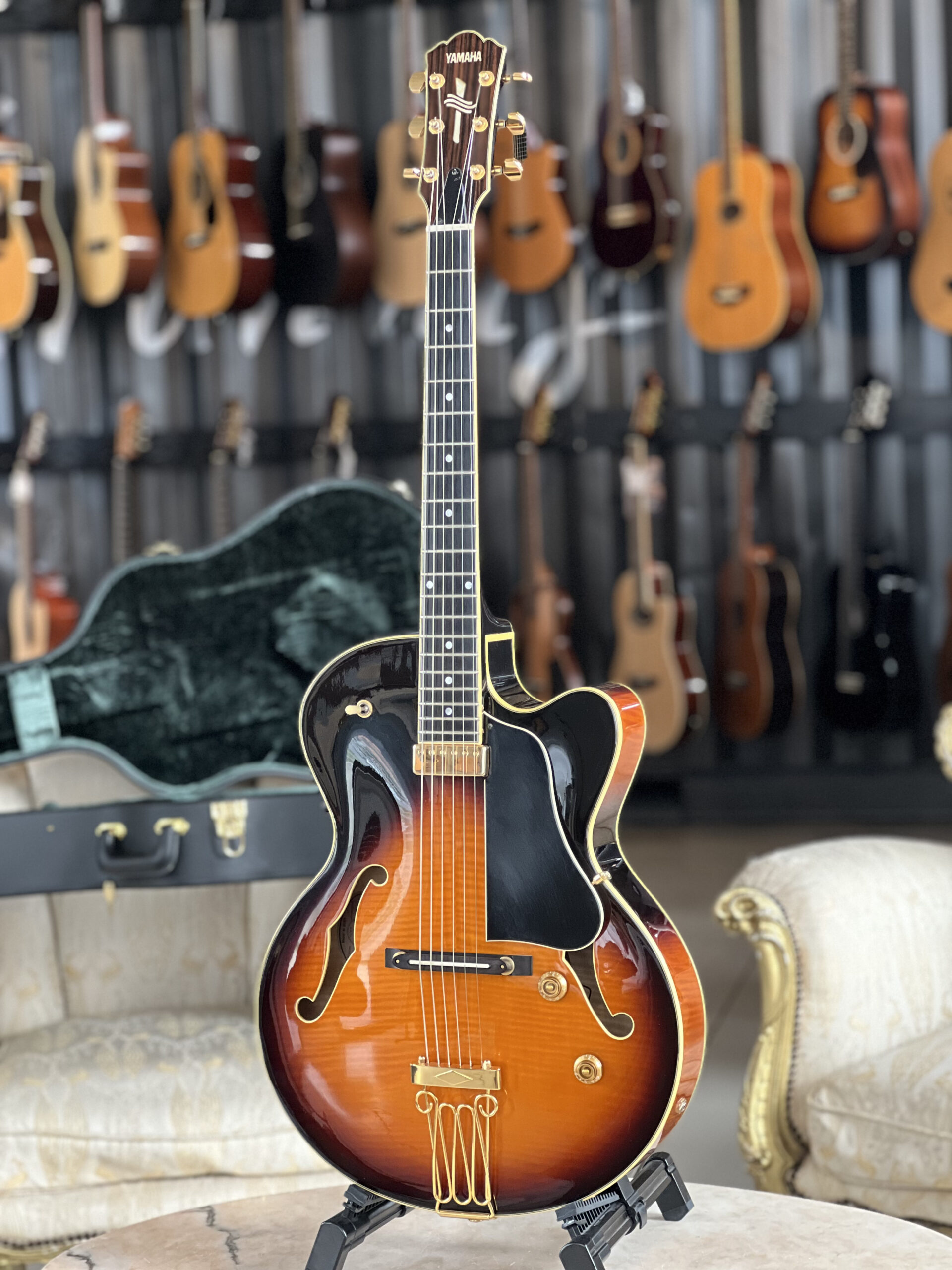 Yamaha AEX1500 Sunburst - 1993