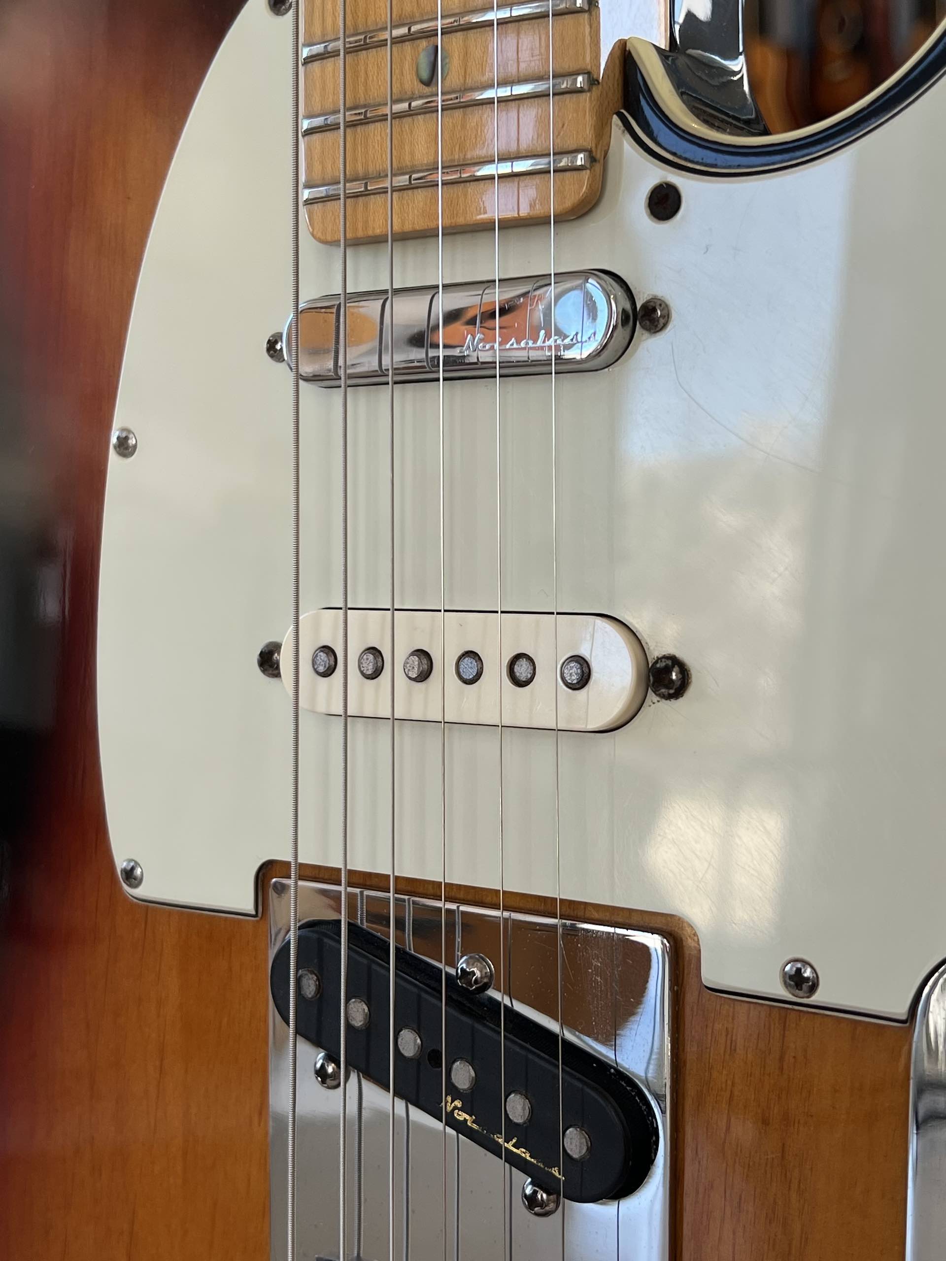 FENDER American Deluxe Telecaster 3-Color Sunburst 1998 - immagine 4