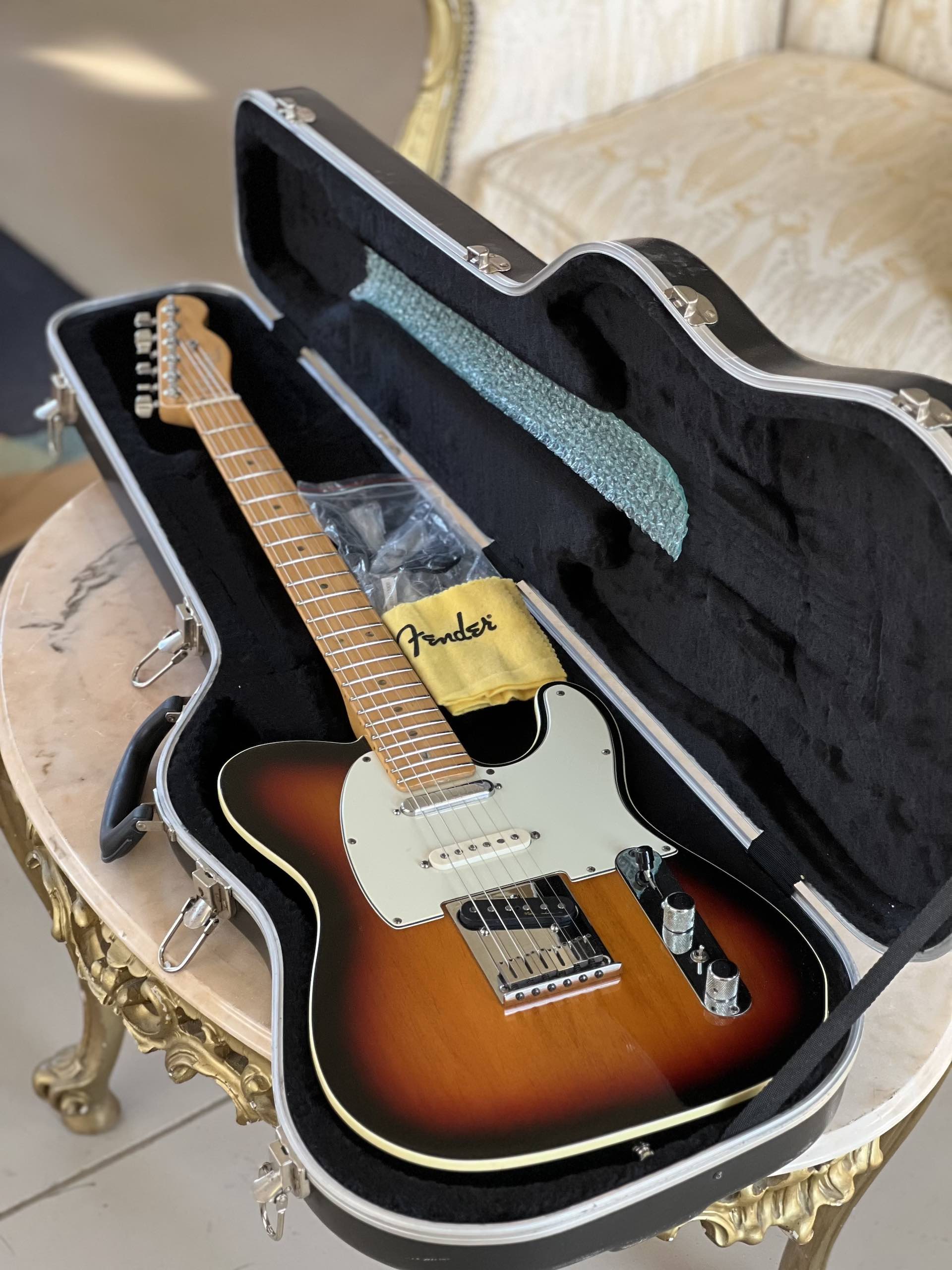 FENDER American Deluxe Telecaster 3-Color Sunburst 1998 - immagine 13