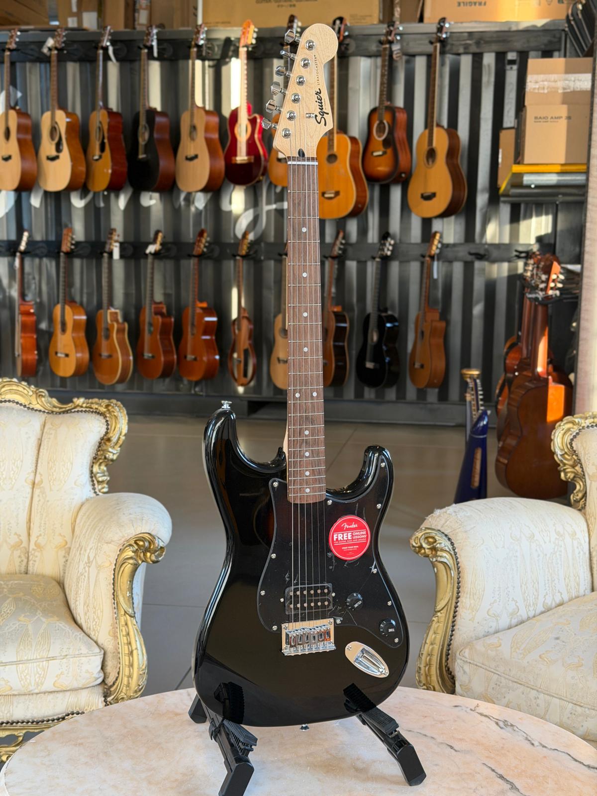 SQUIER Sonic Stratocaster HT H LRL Black