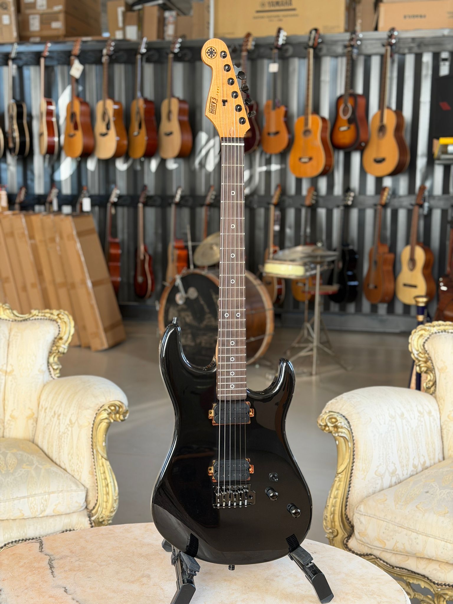 HENRY&rsquo;S Fury FS-1 Widow - Black