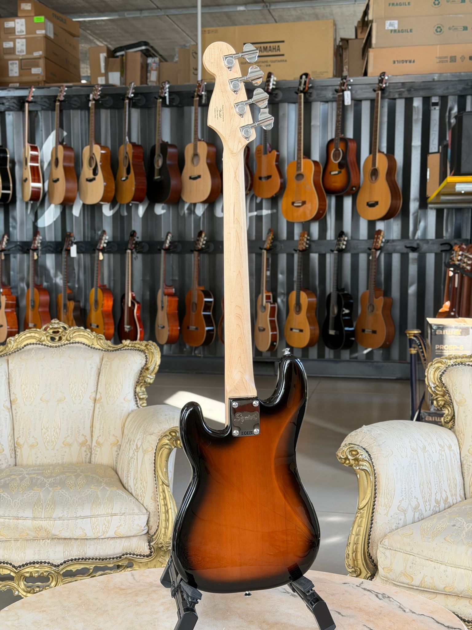 SQUIER Mini Precision Bass LRL 2C Sunburst - immagine 4