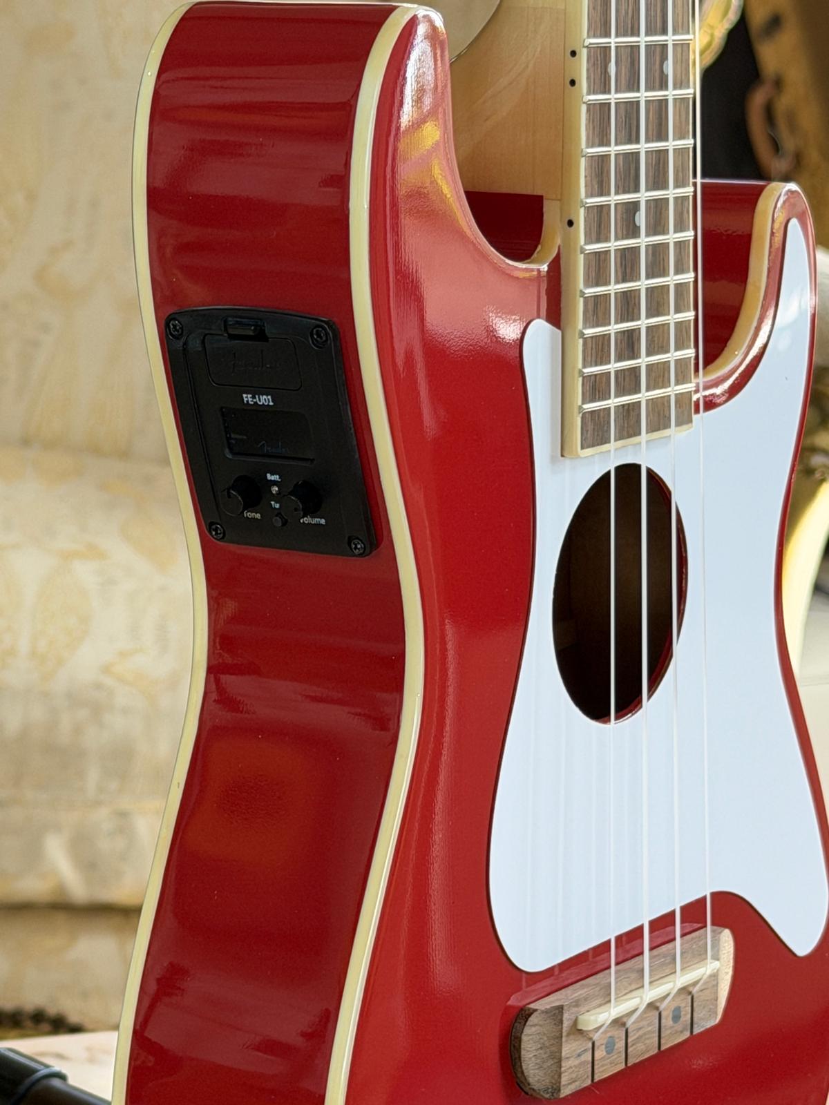 FENDER FSR Fullerton Strat Ukulele Fiesta Red - immagine 2