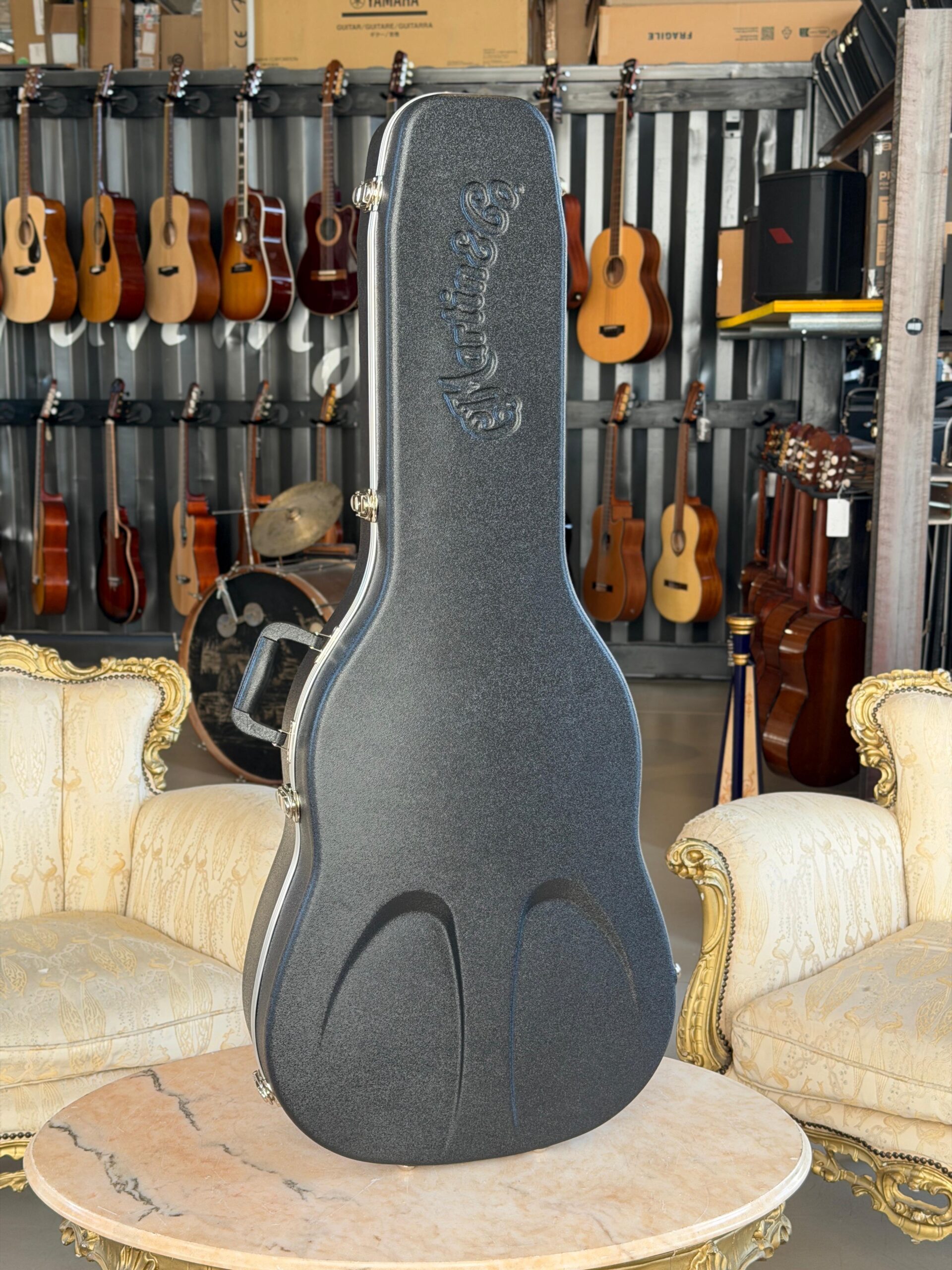 MARTIN Om-28 Ambertone (2025) - immagine 5