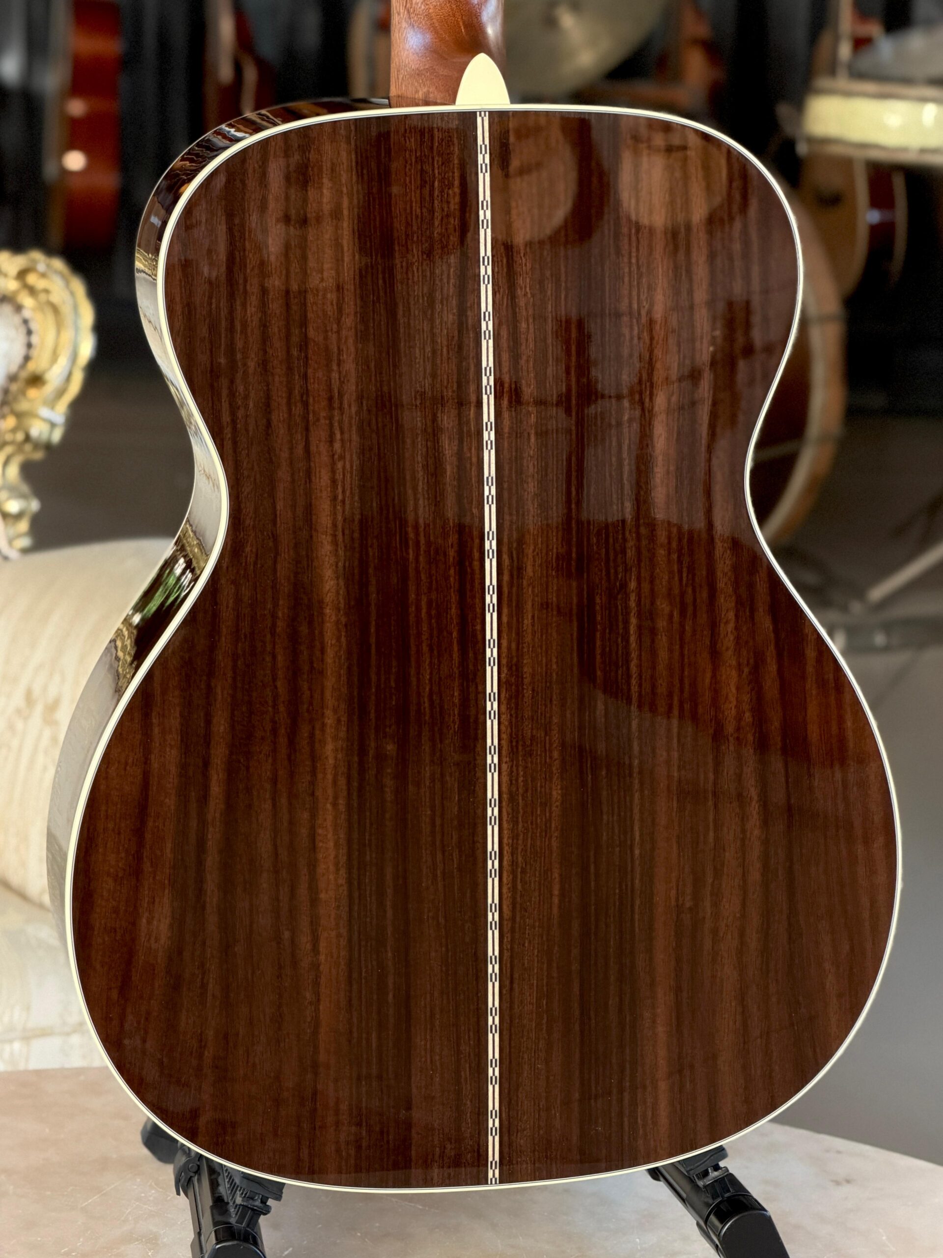 MARTIN Om-28 Ambertone (2025) - immagine 6