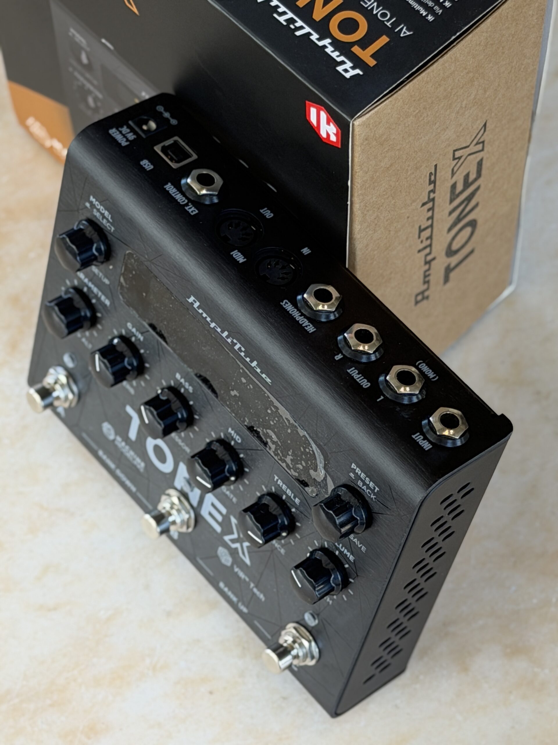 IK MULTIMEDIA Amplitube ToneX Pedal - immagine 2
