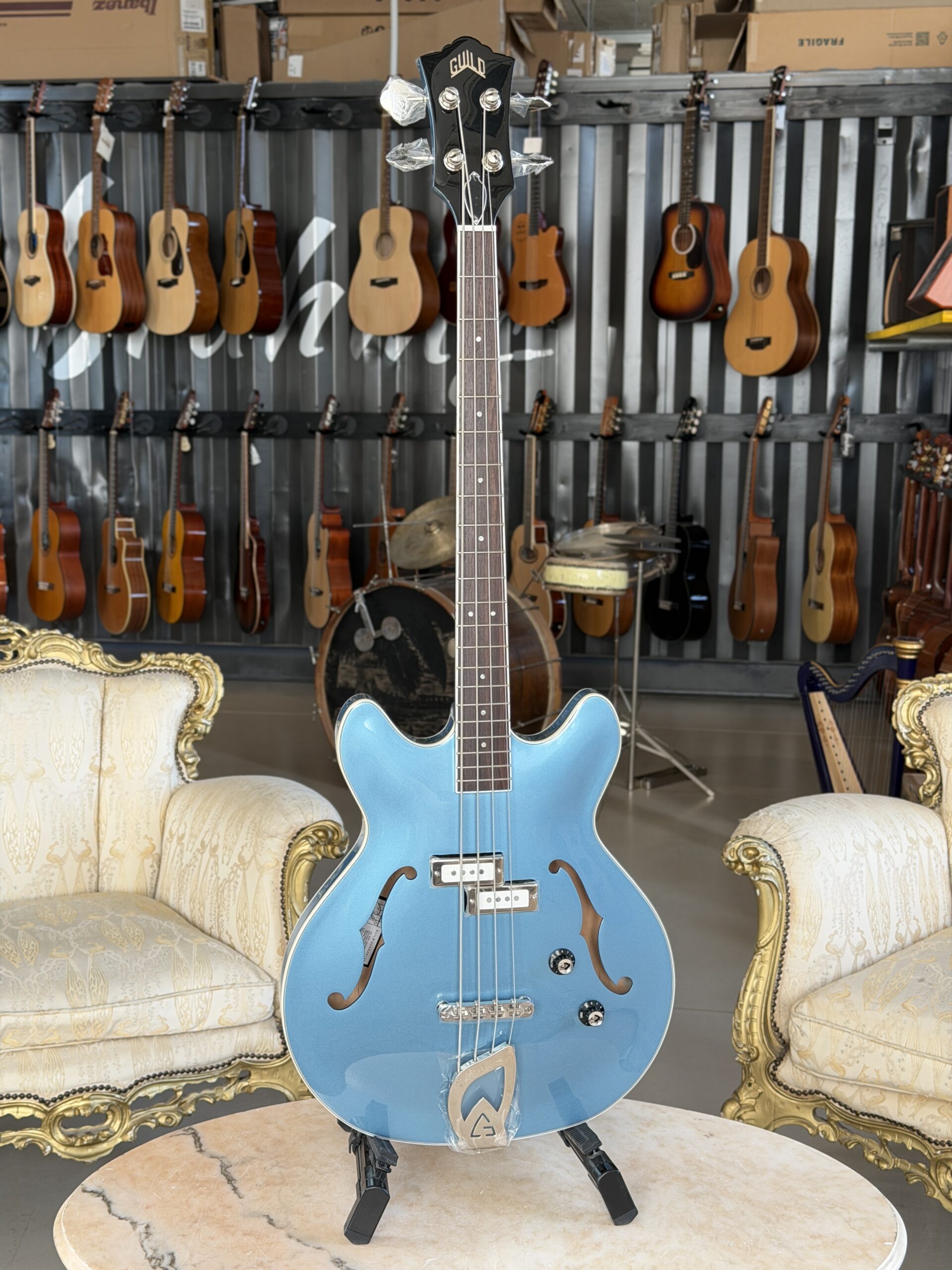 Guild Starfire I Bass Pelham Blue