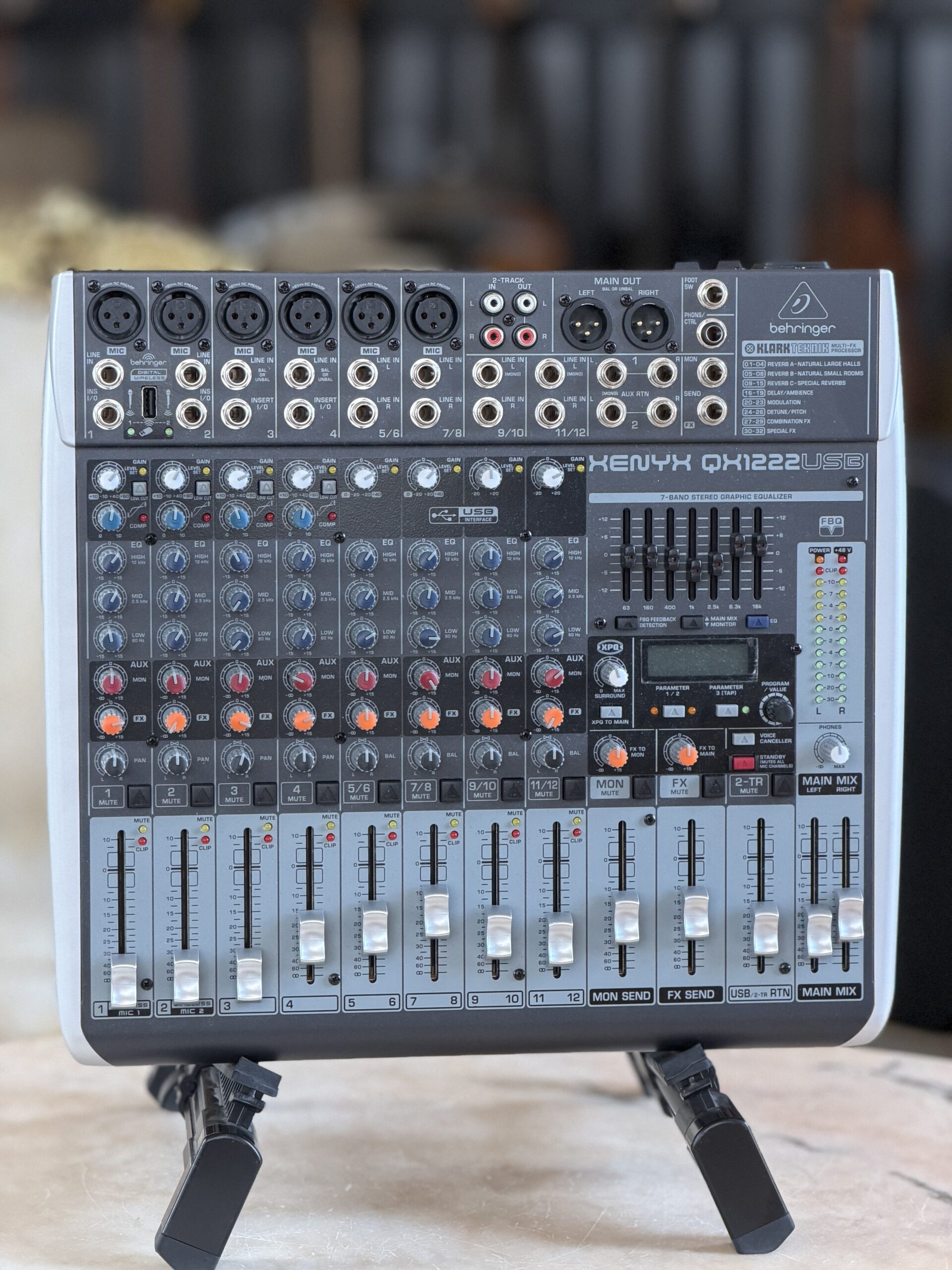 BEHRINGER Xenyx QX1222 USB