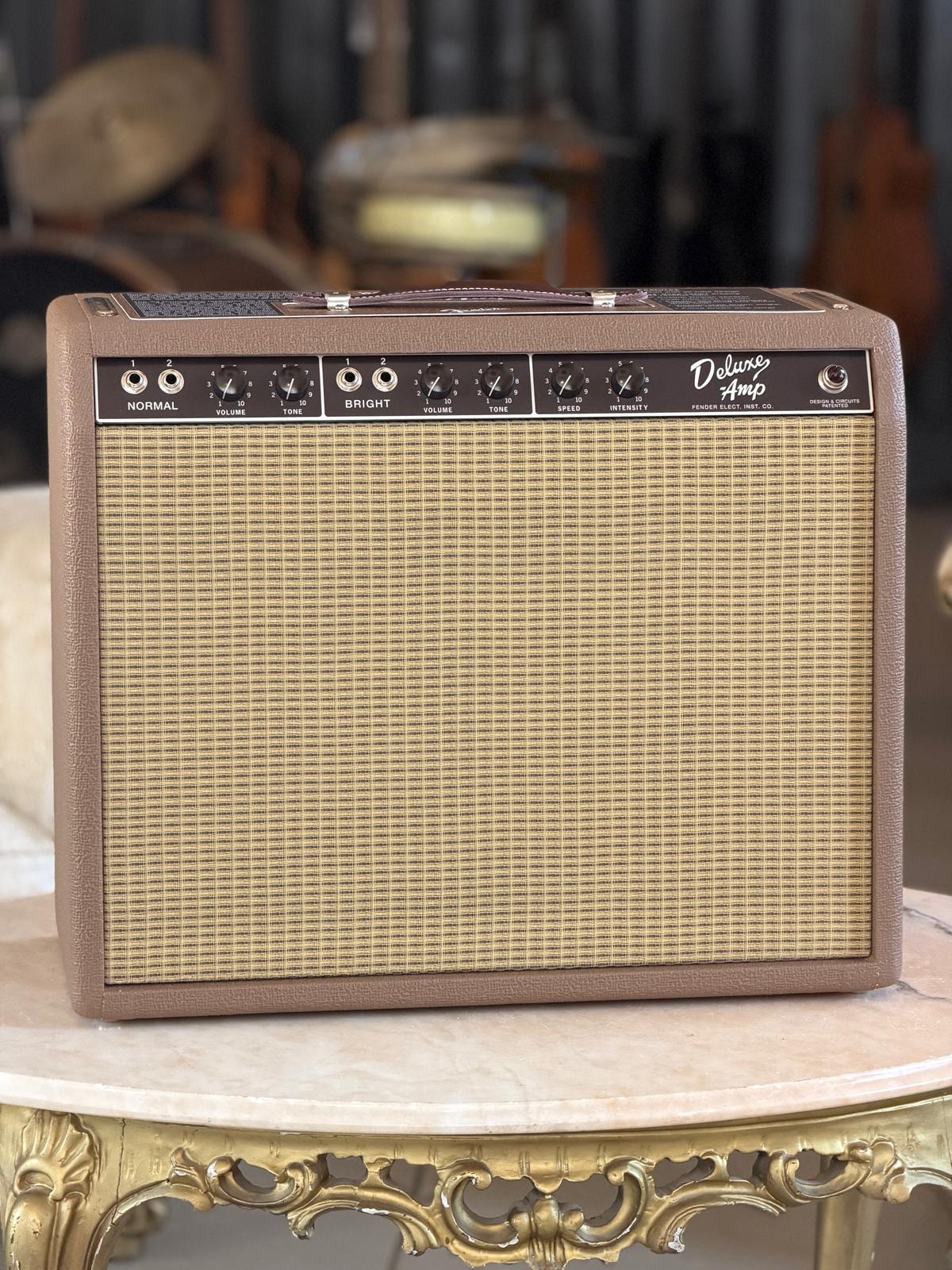 FENDER '62 Deluxe Amp