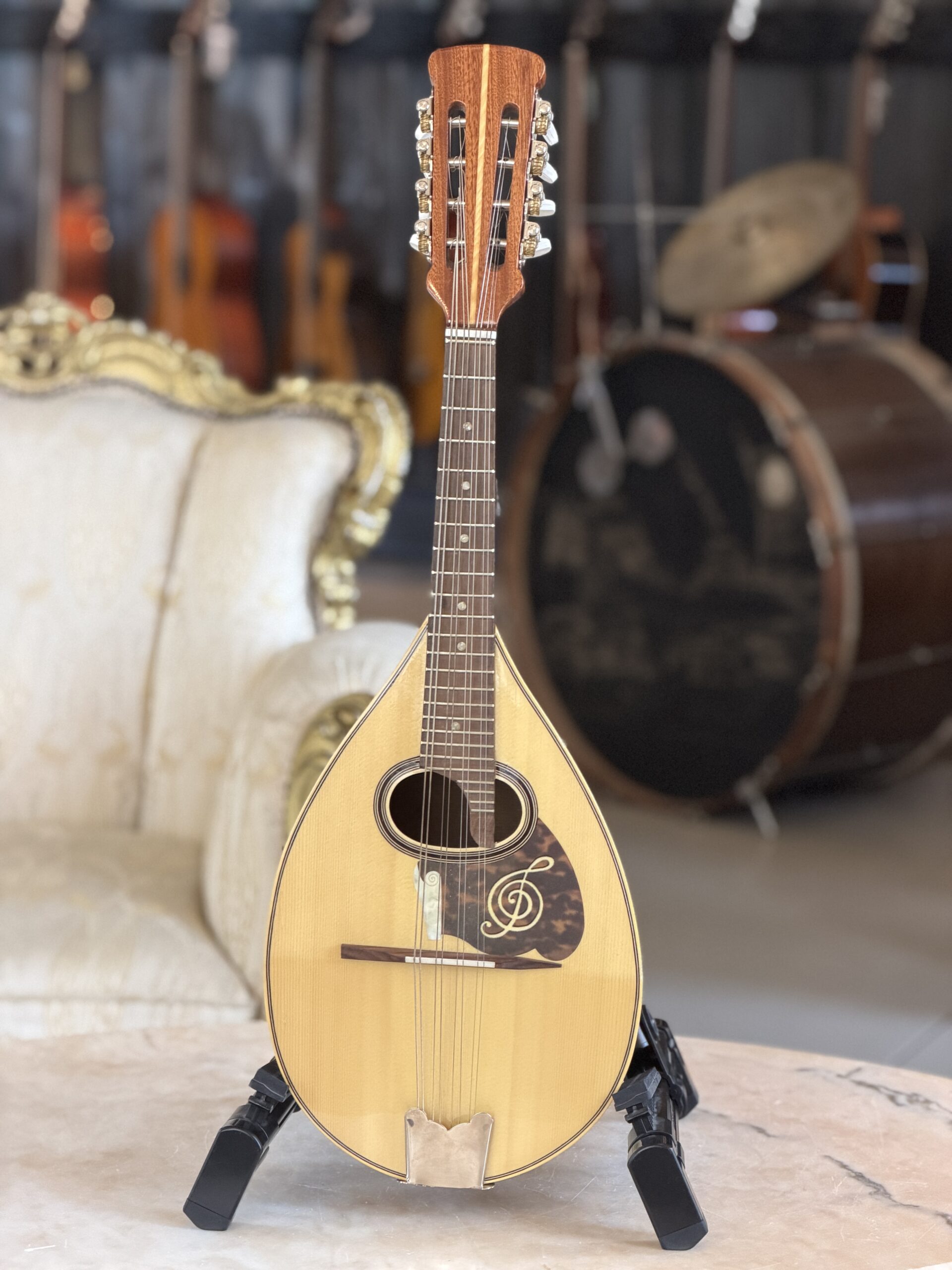 Mandolino No Brand + Hardcase