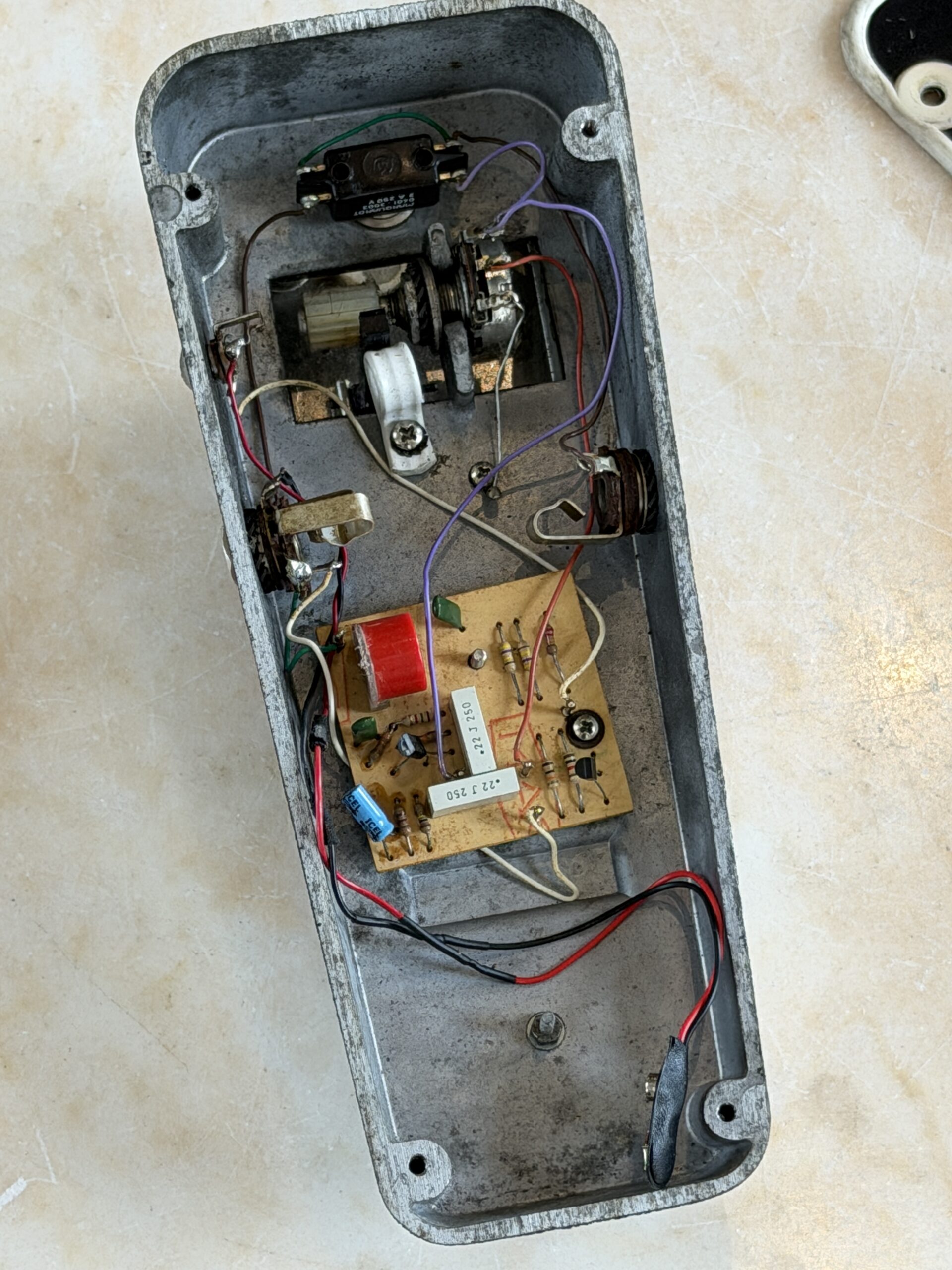 VOX Wah-Wah Vintage Made in Italy 250.414 – 1970s - immagine 4