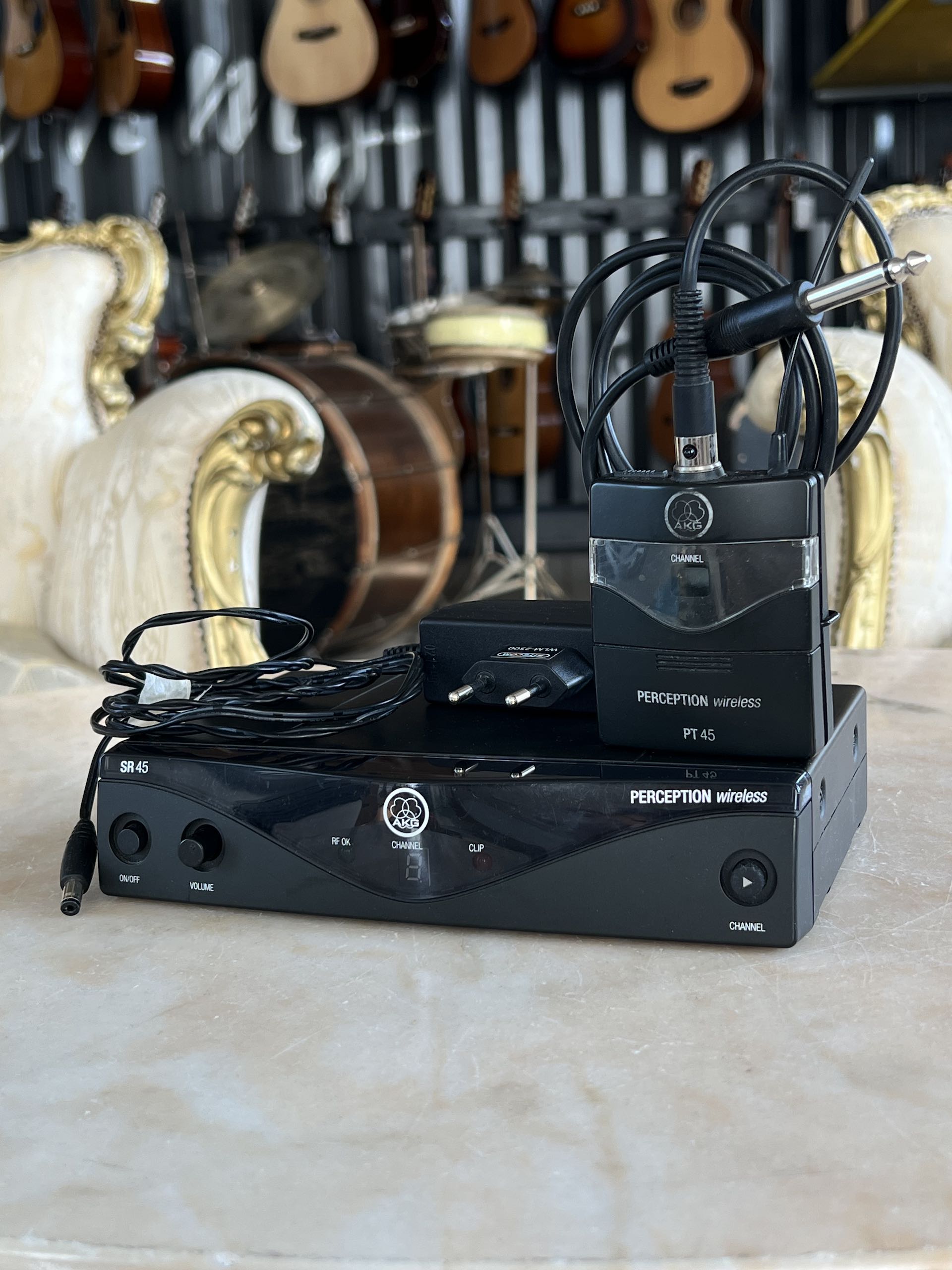 AKG Perception Wireless 45 Instrumental Set - RF Band B1 - Radio Jack
