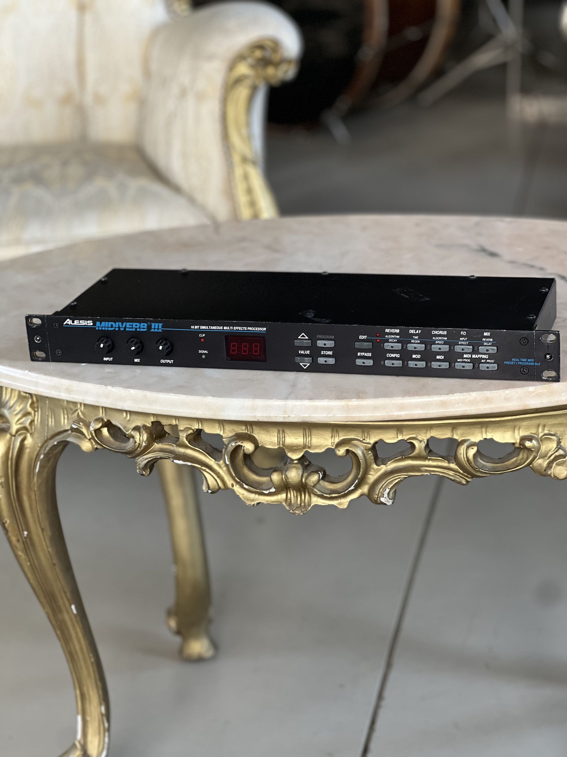Alesis Midiverb III