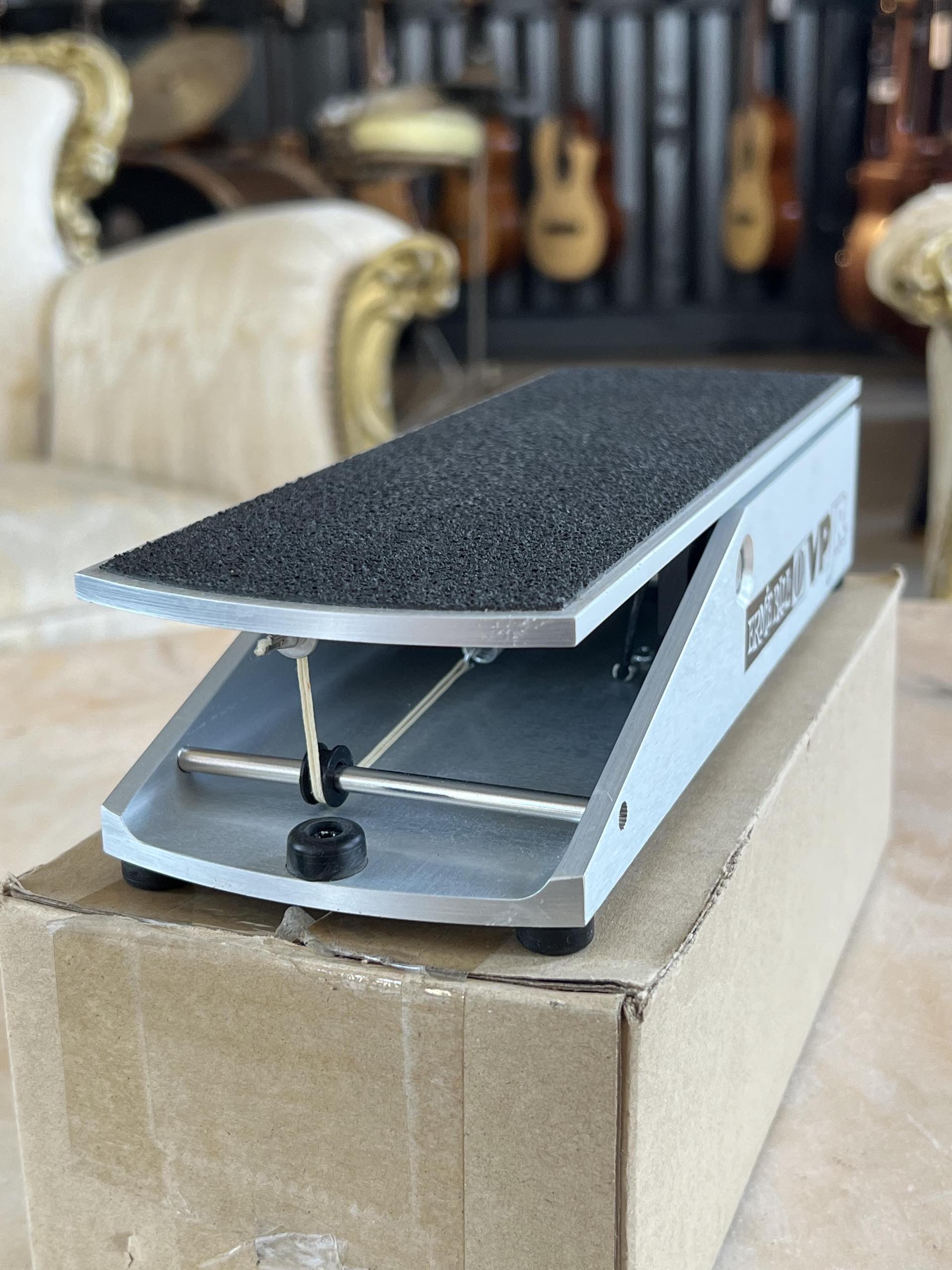 ERNIE BALL 6181 VP JR 25k Volume Pedal - immagine 2