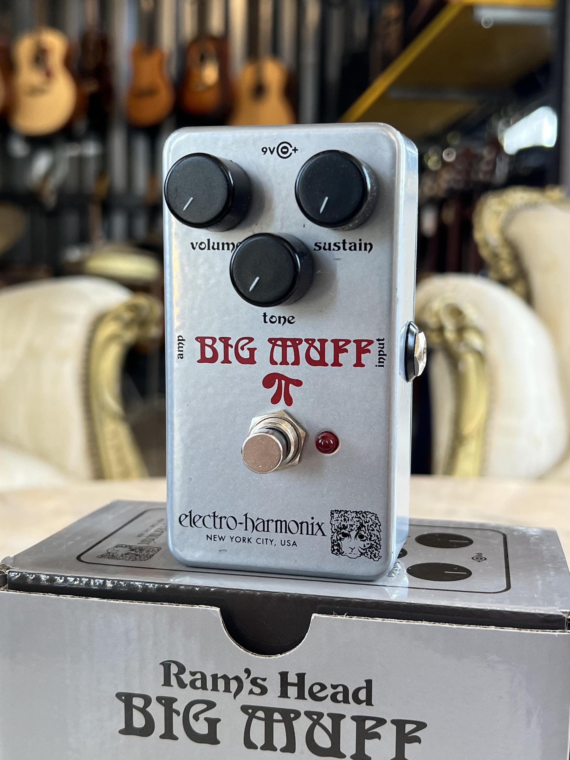 Electro Harmonix Ram's Head Big Muff Fuzz