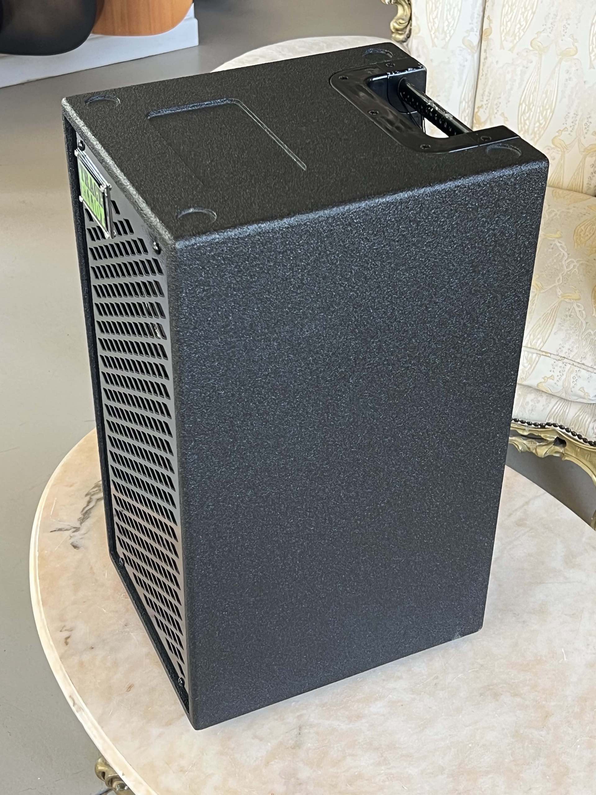 Trace Elliot ELF 2x8 Bass Speaker Cabinet 8 Ohm 400 Watts - immagine 2