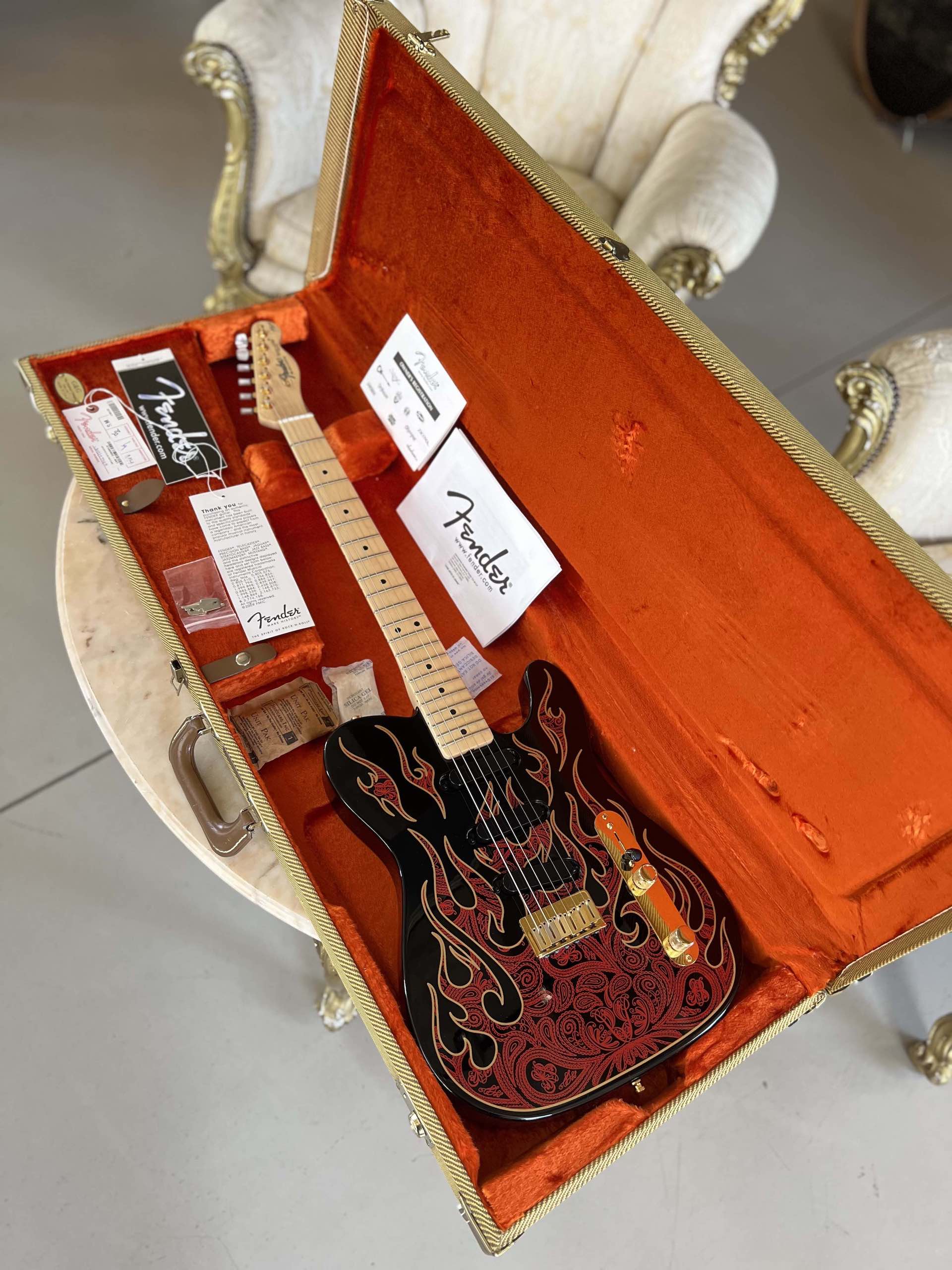 Fender James Burton Signature Telecaster - Red Paisley Flames - immagine 11