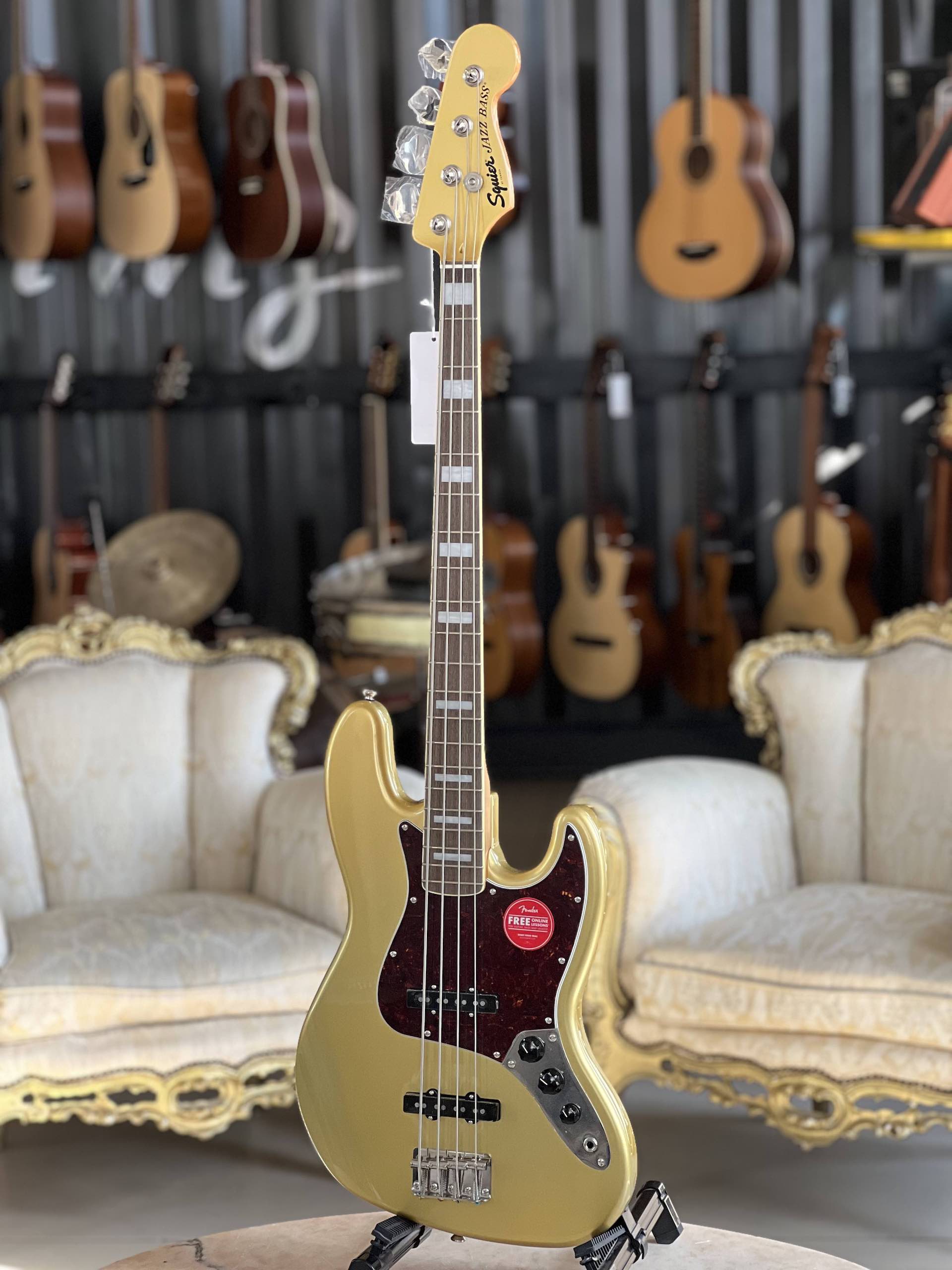 SQUIER Classic Vibe 70s LTD Jazz Bass LRL Aztec Gold