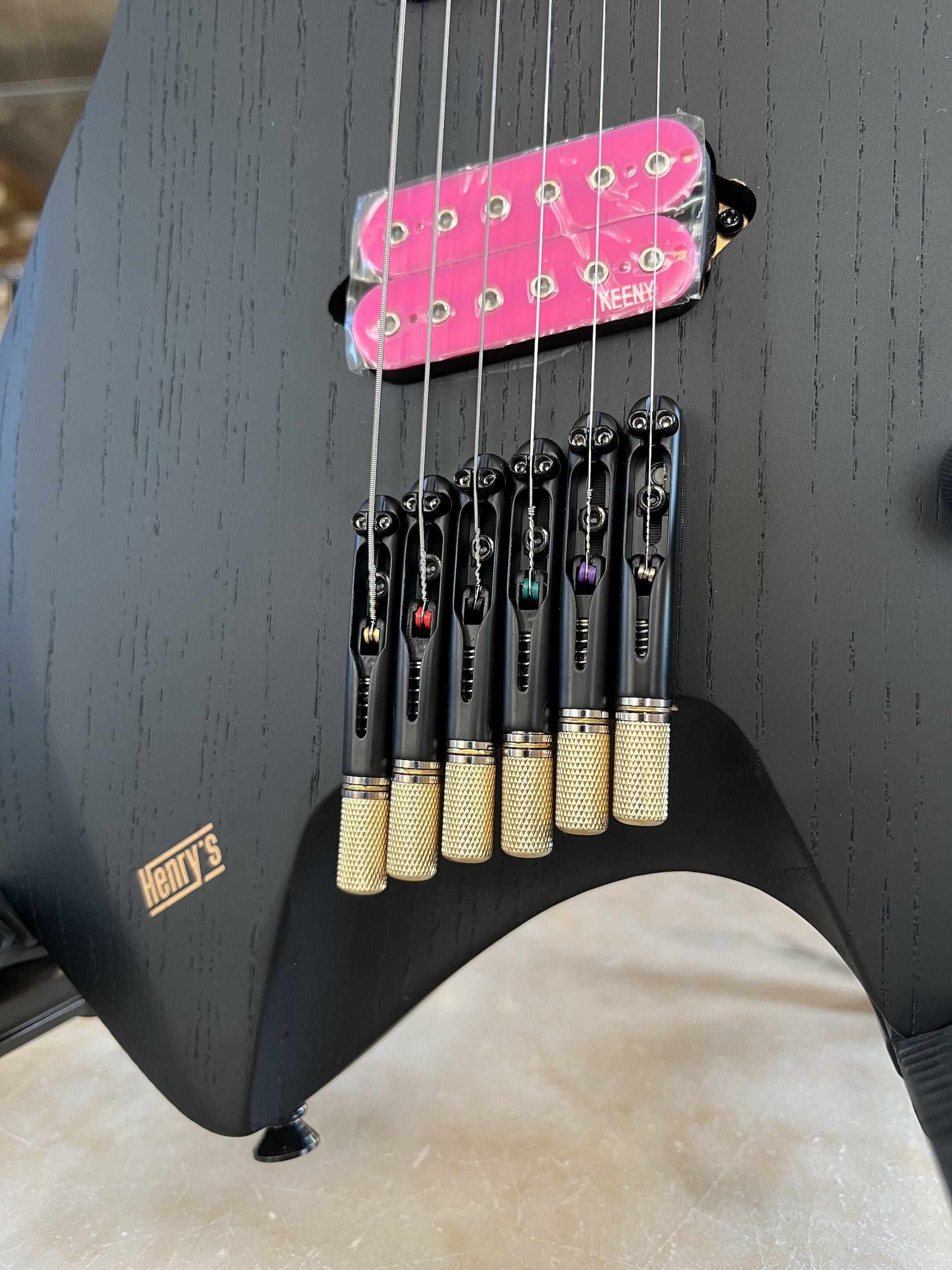 Henry's Cinos HG6-E EVIL - Black - Headless - immagine 3
