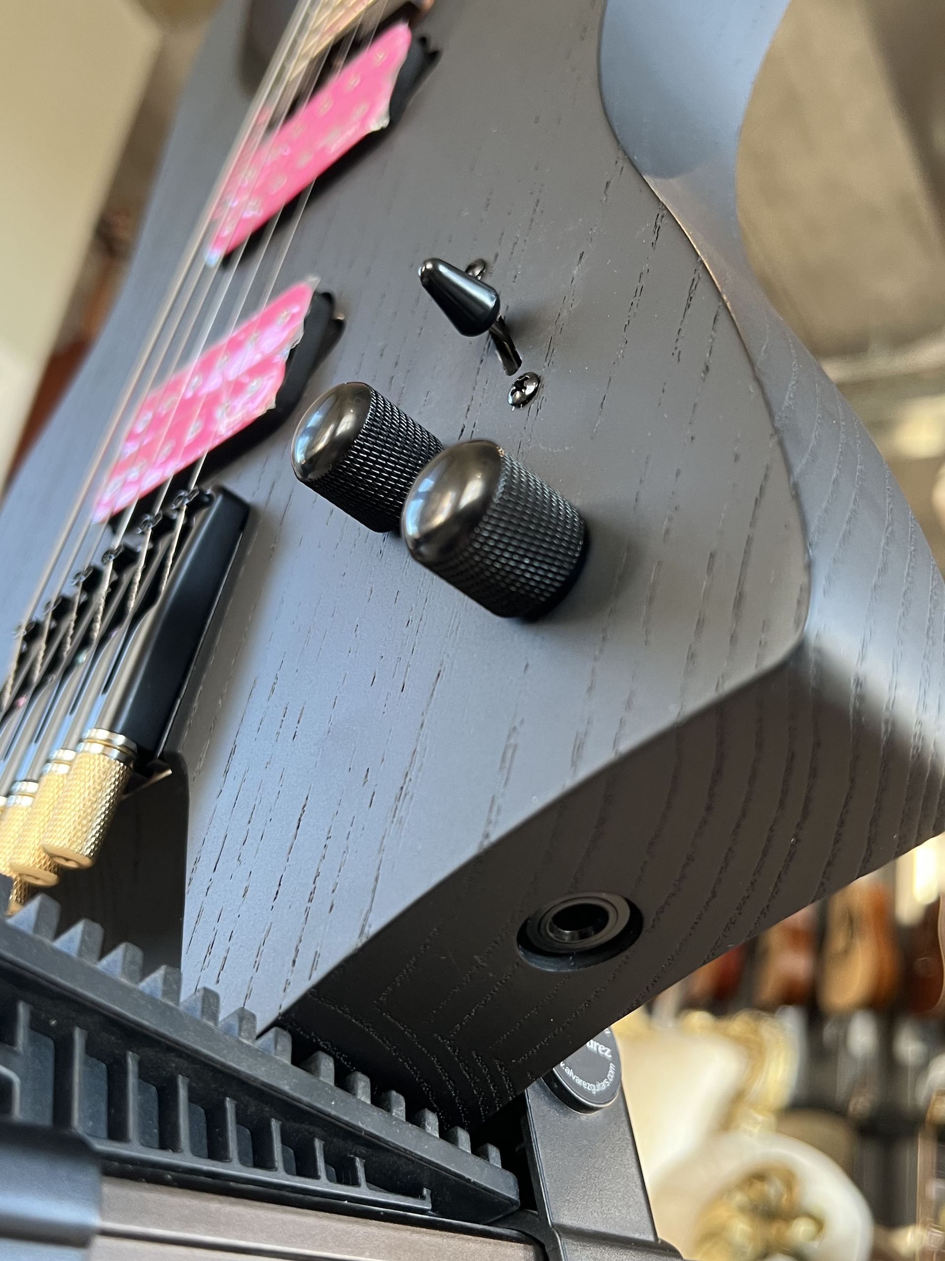Henry's Cinos HG6-E EVIL - Black - Headless - immagine 6