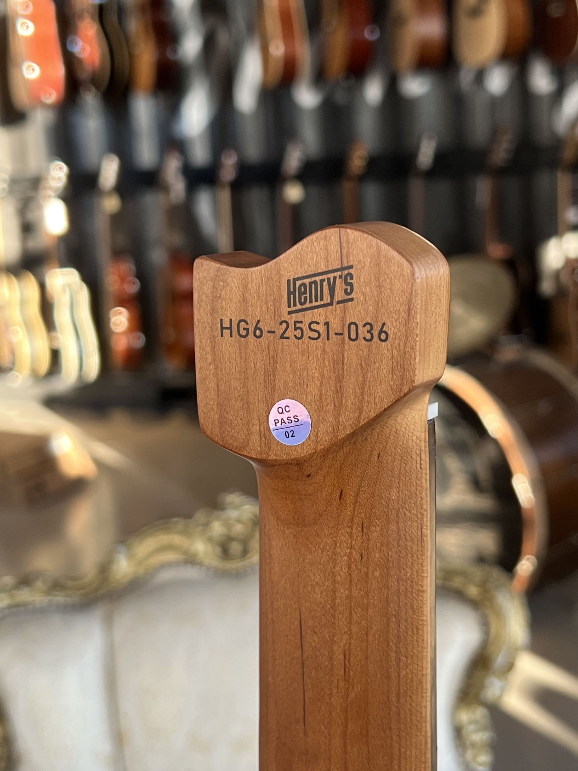 Henry's Cinos HG6-E EVIL - Black - Headless - immagine 9