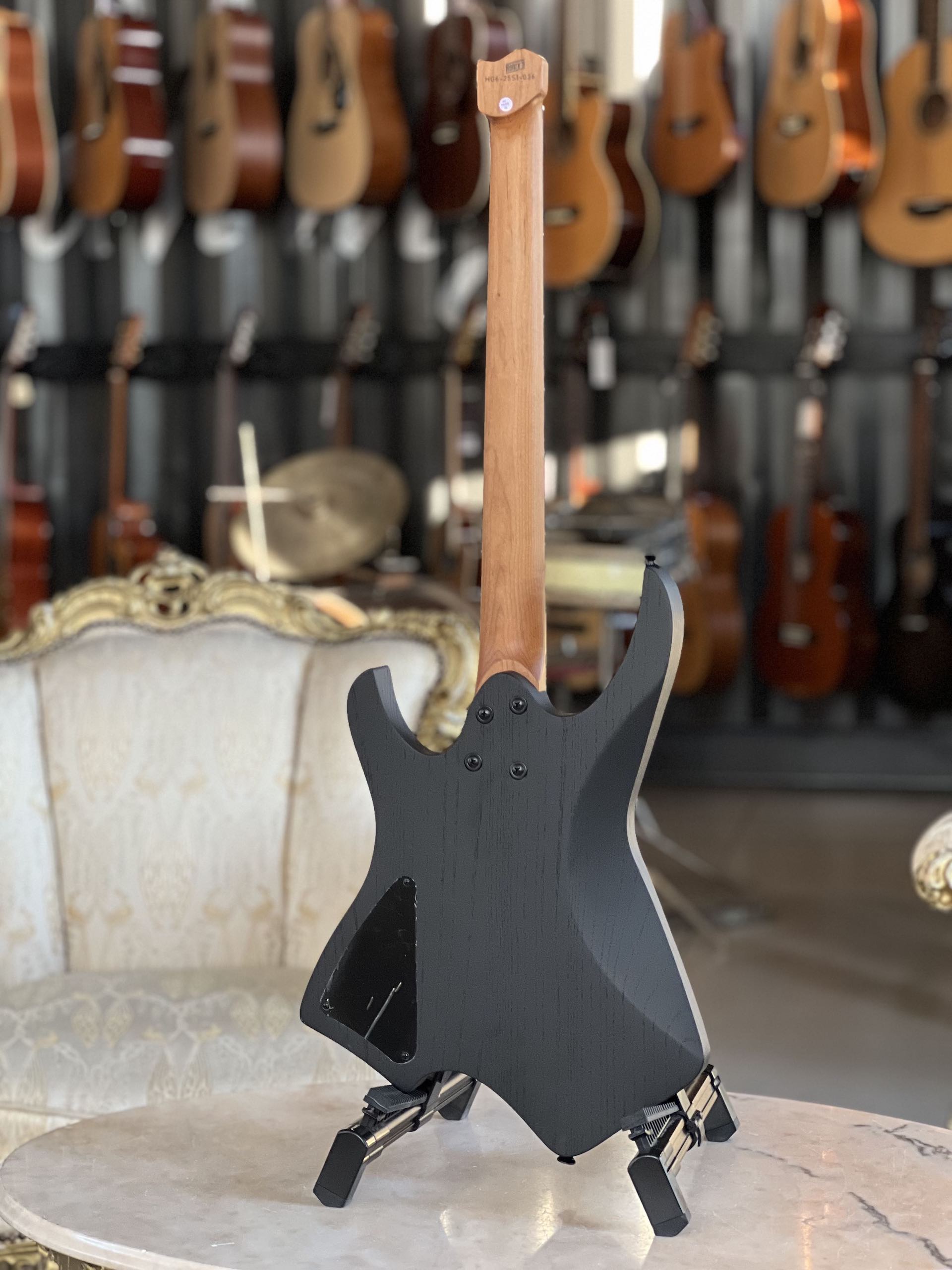Henry's Cinos HG6-E EVIL - Black - Headless - immagine 12