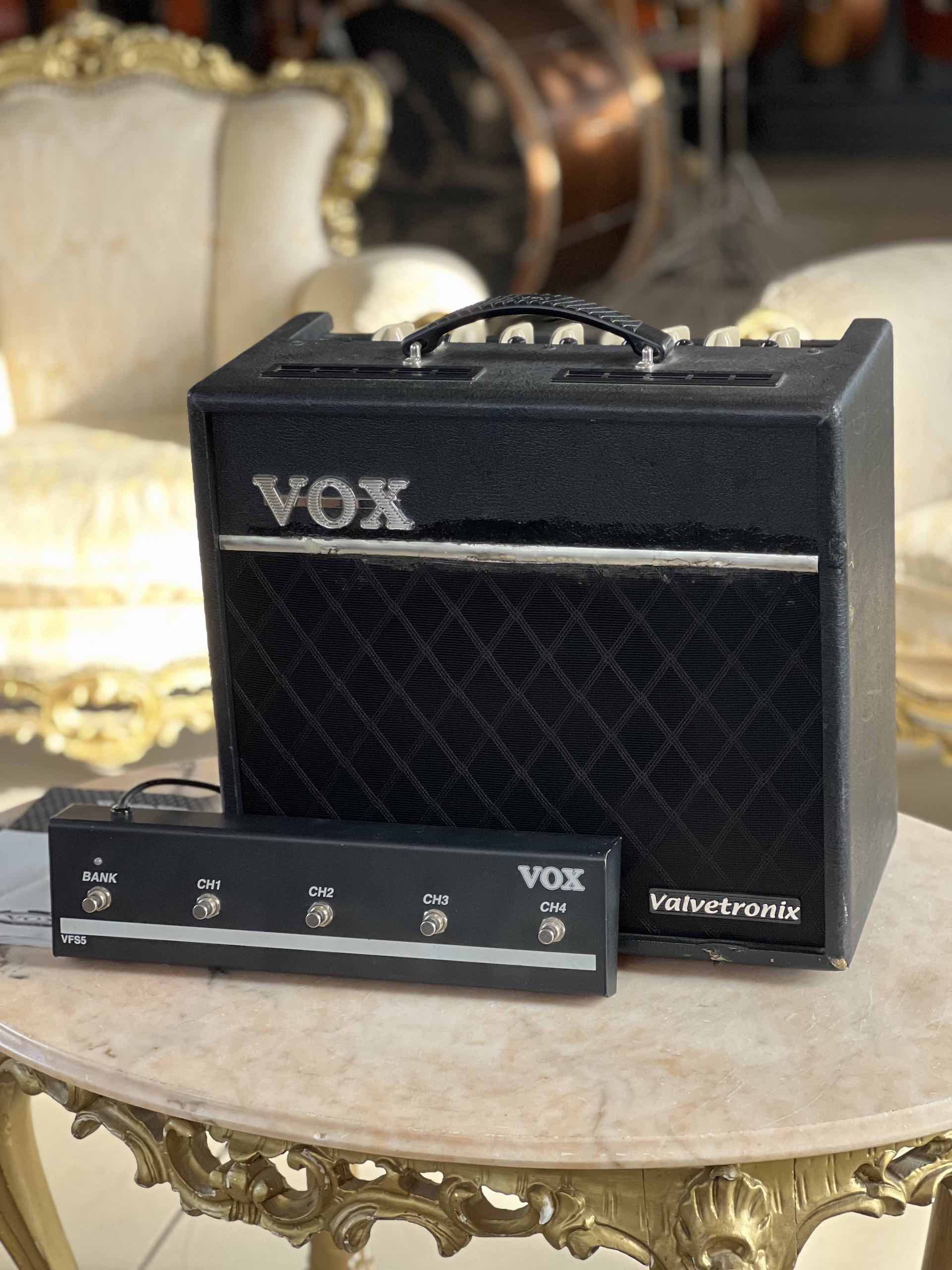 Vox Valvetronix VT40+ incl. Vox VFS5 Footswitch