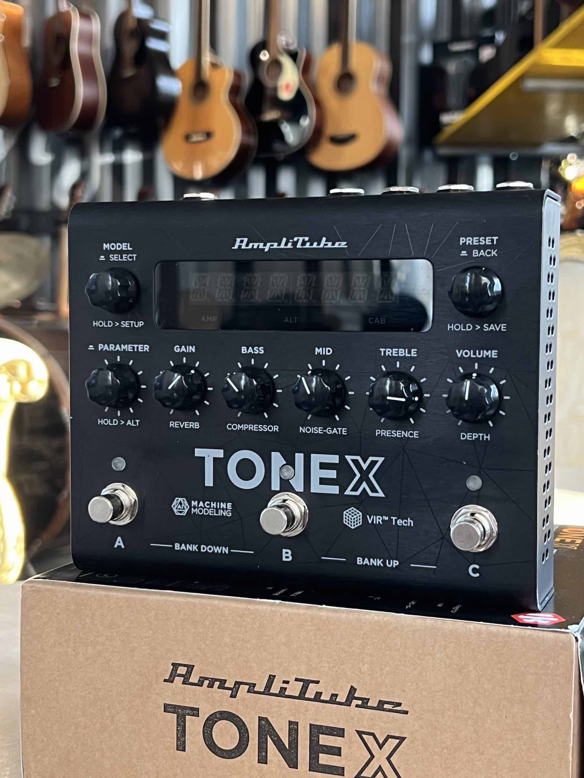 IK Multimedia ToneX