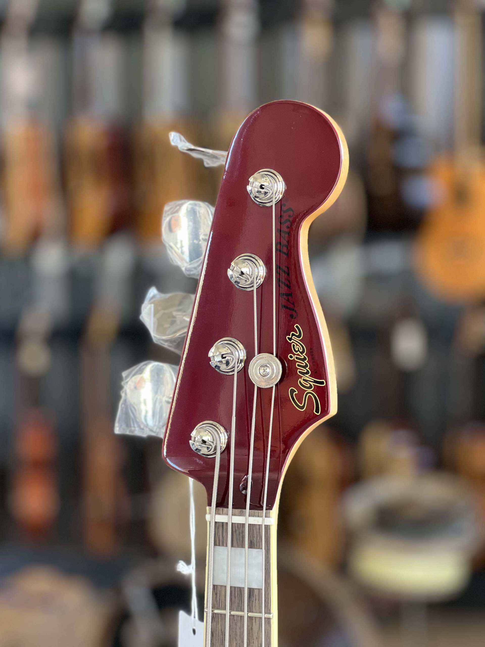 Fender Squier Classic Vibe 70s Active Jazz Bass LRL CAR - immagine 3