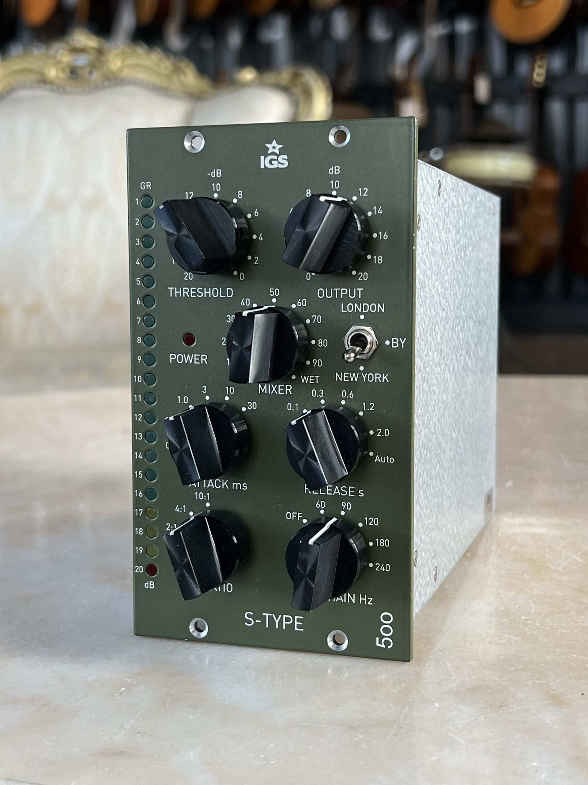 IGS Audio S-Type 500 Series Stereo Buss Compressor