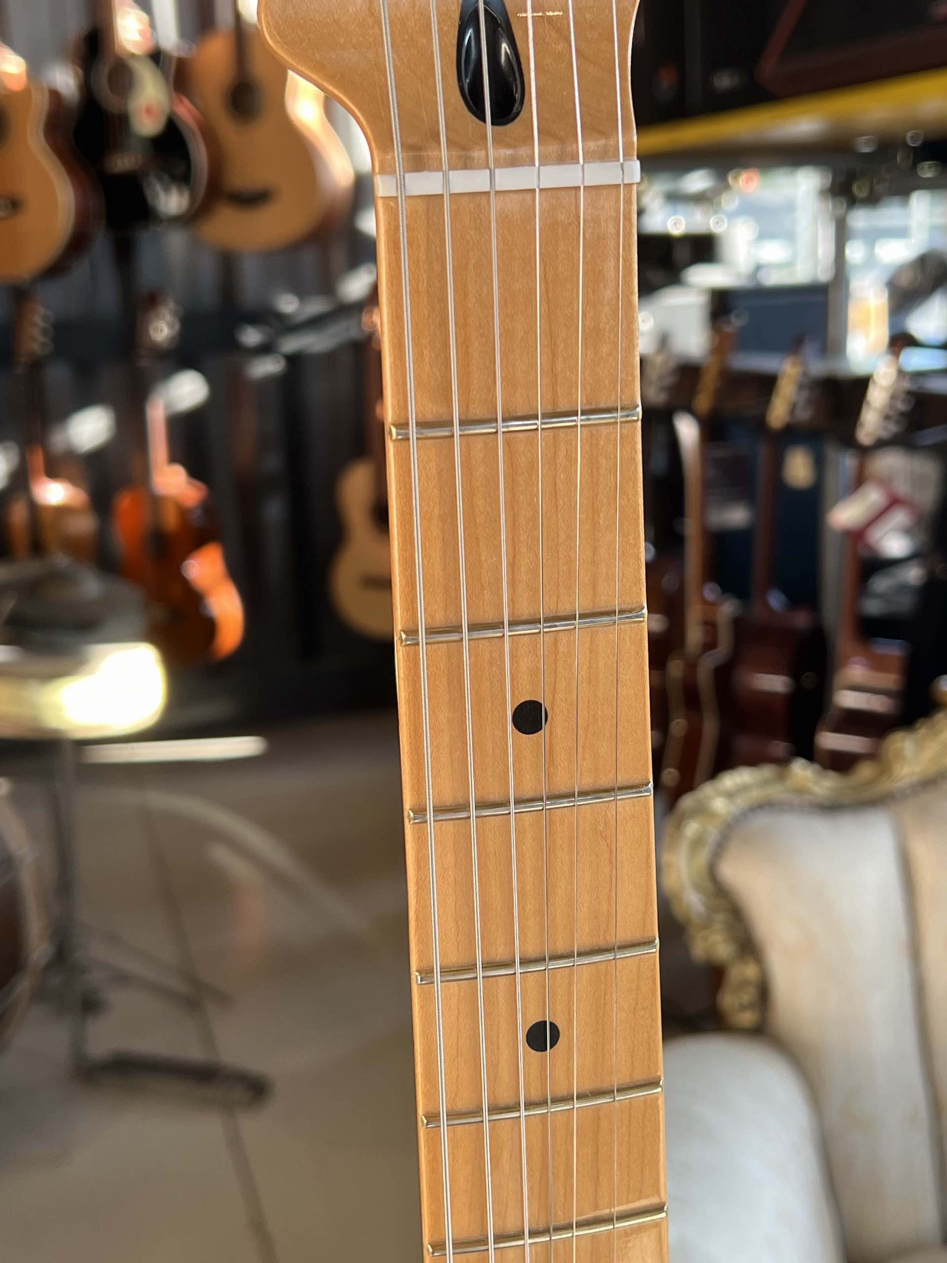 FENDER Player II Stratocaster® - Aged Cherry Burst - 2024 (incl. Fender Gigbag) - immagine 3