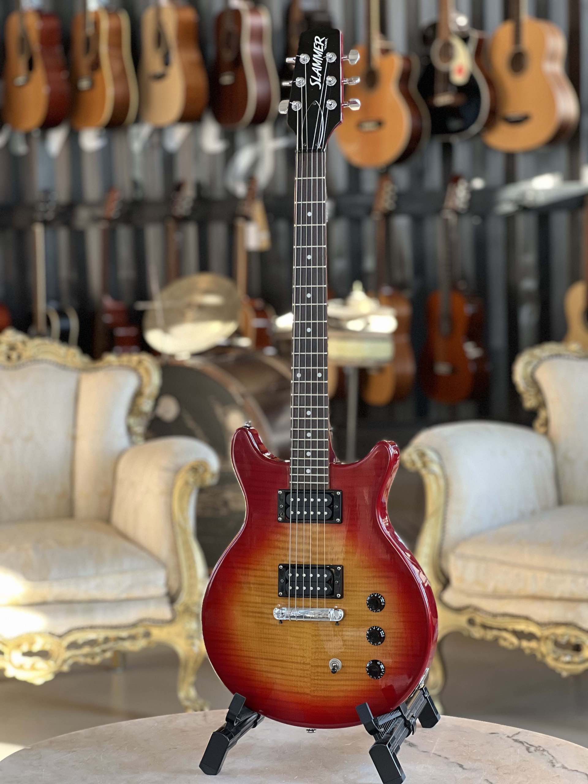 Slammer by Hamer Special SP1 – Cherry Sunburst