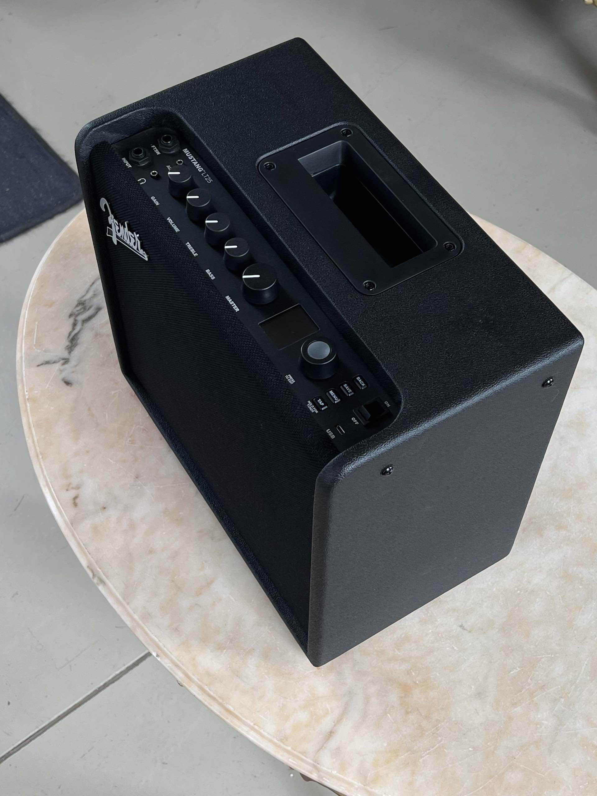 FENDER Mustang LT25 - immagine 3