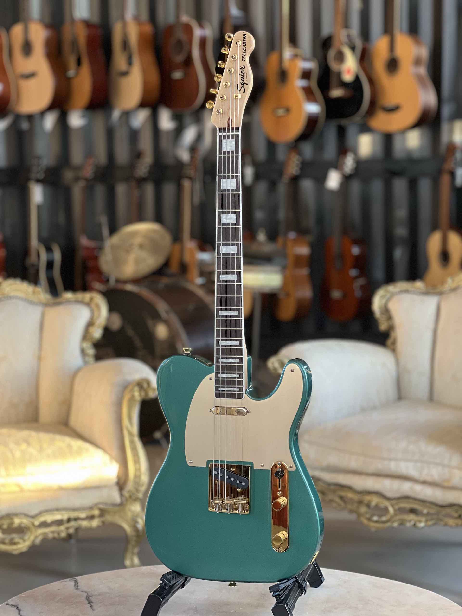 FENDER Squier 40th Telecaster LRL Gold Edition Sherwood Green Metallic