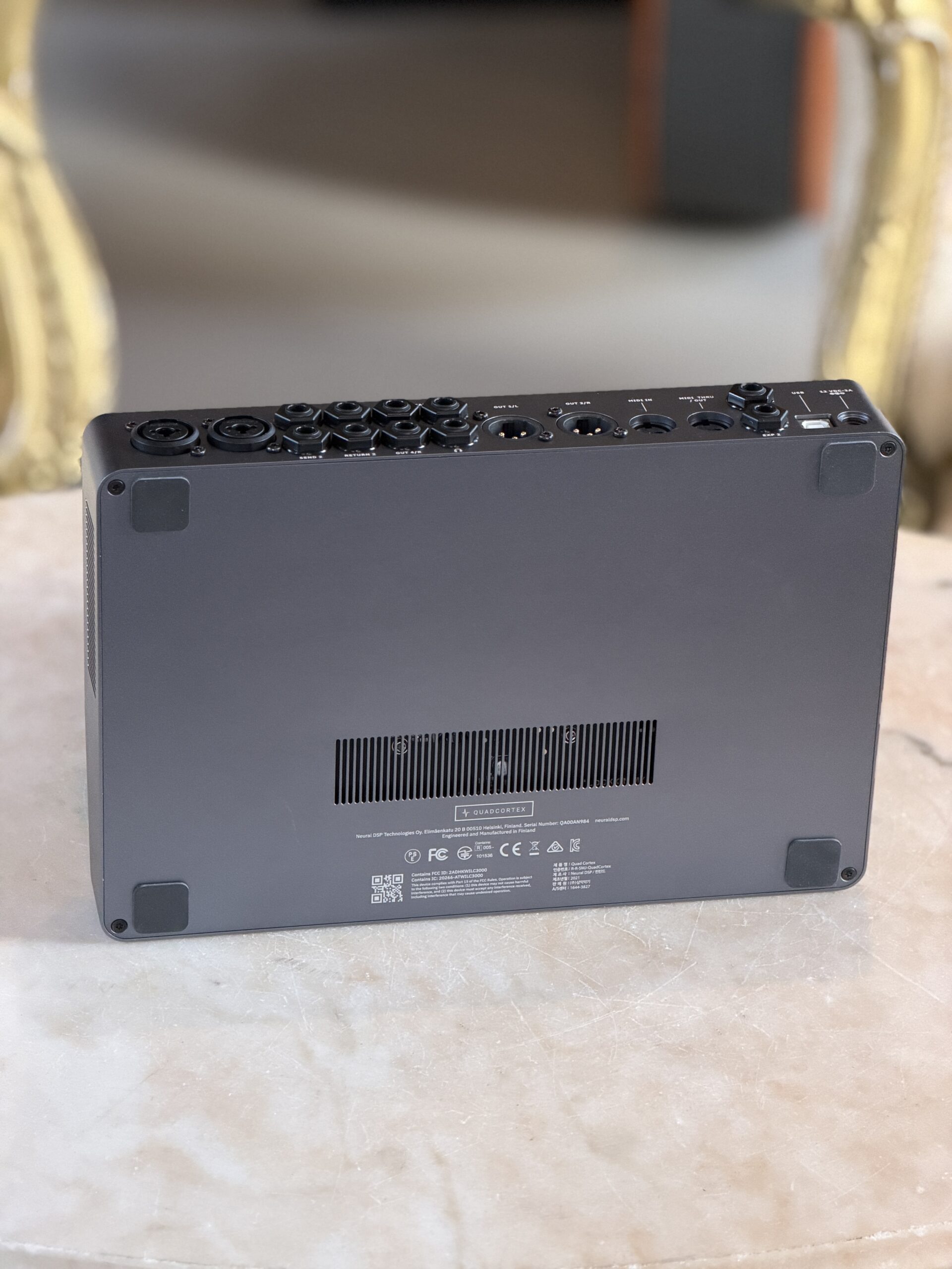 Neural DSP Quad Cortex + Decksaver + Original Gigcase - immagine 2